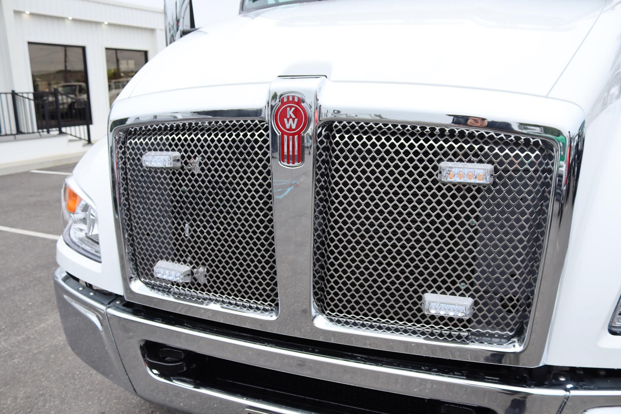 2027 KENWORTH T280 11040135355 2027 KENWORTH T280 11040135355