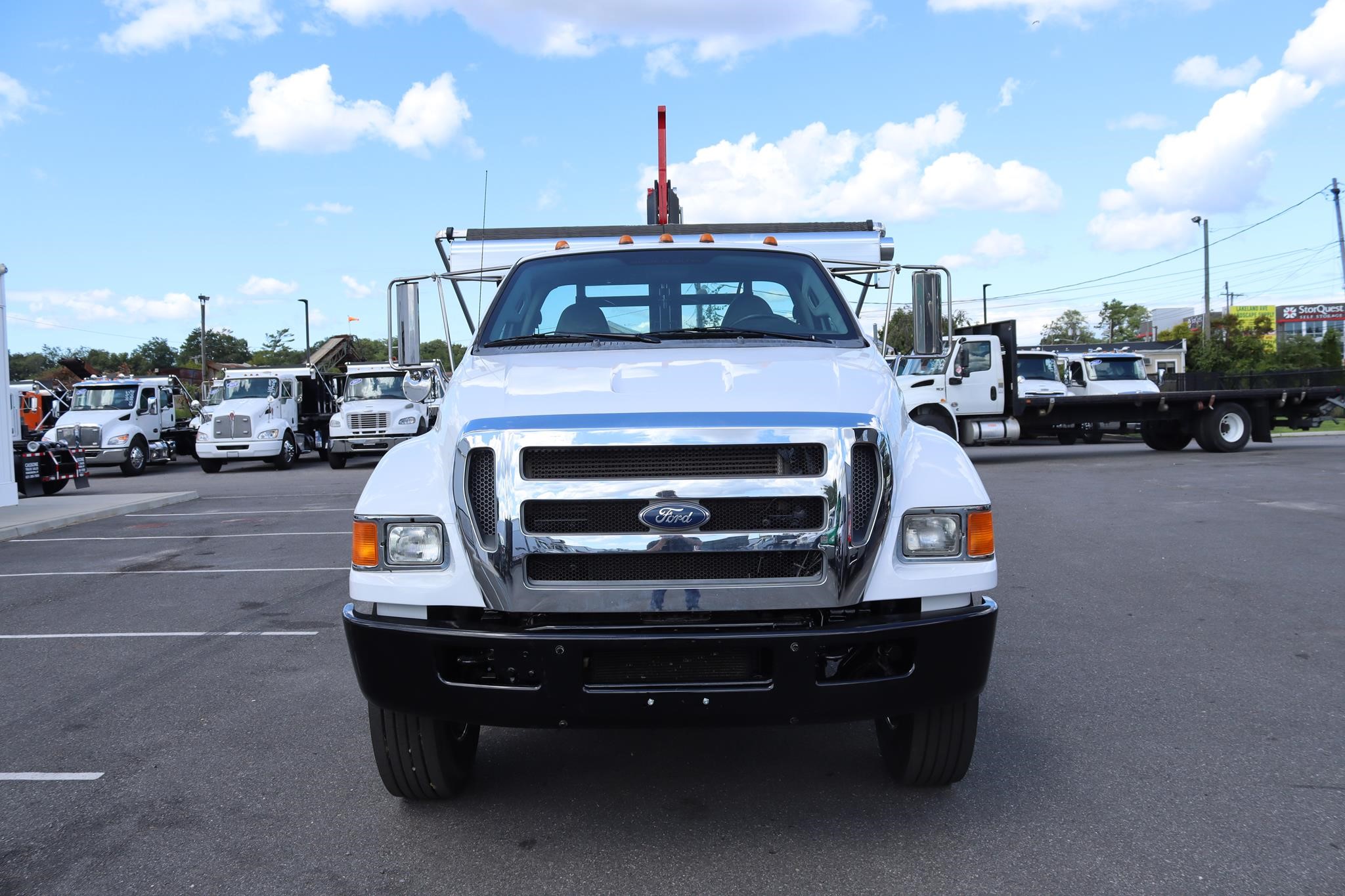 2013 FORD F750 XL SD 2013 FORD F750 XL SD - image 6 of 6