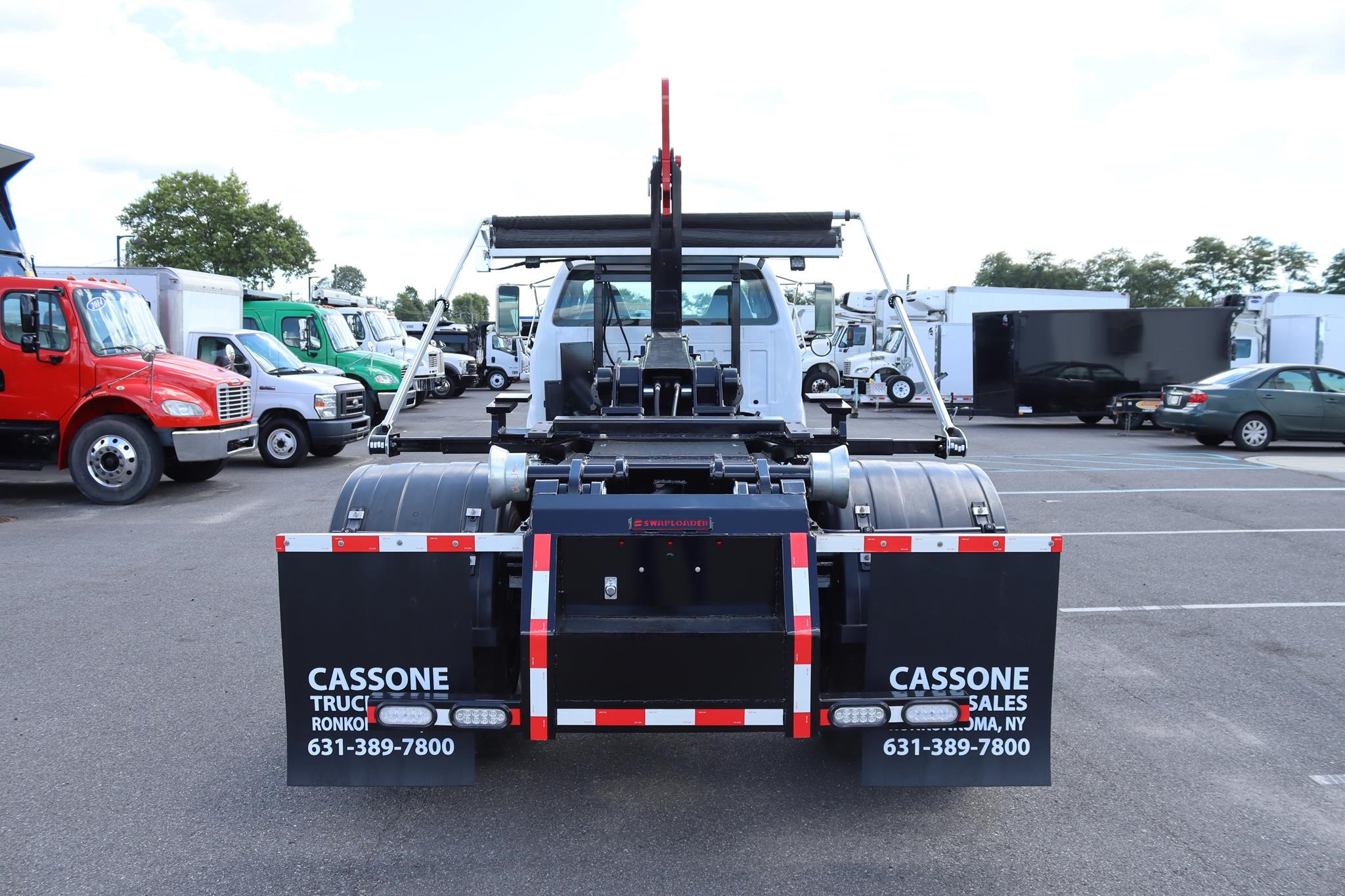 2013 FORD F750 XL SD 2013 FORD F750 XL SD - image 3 of 6