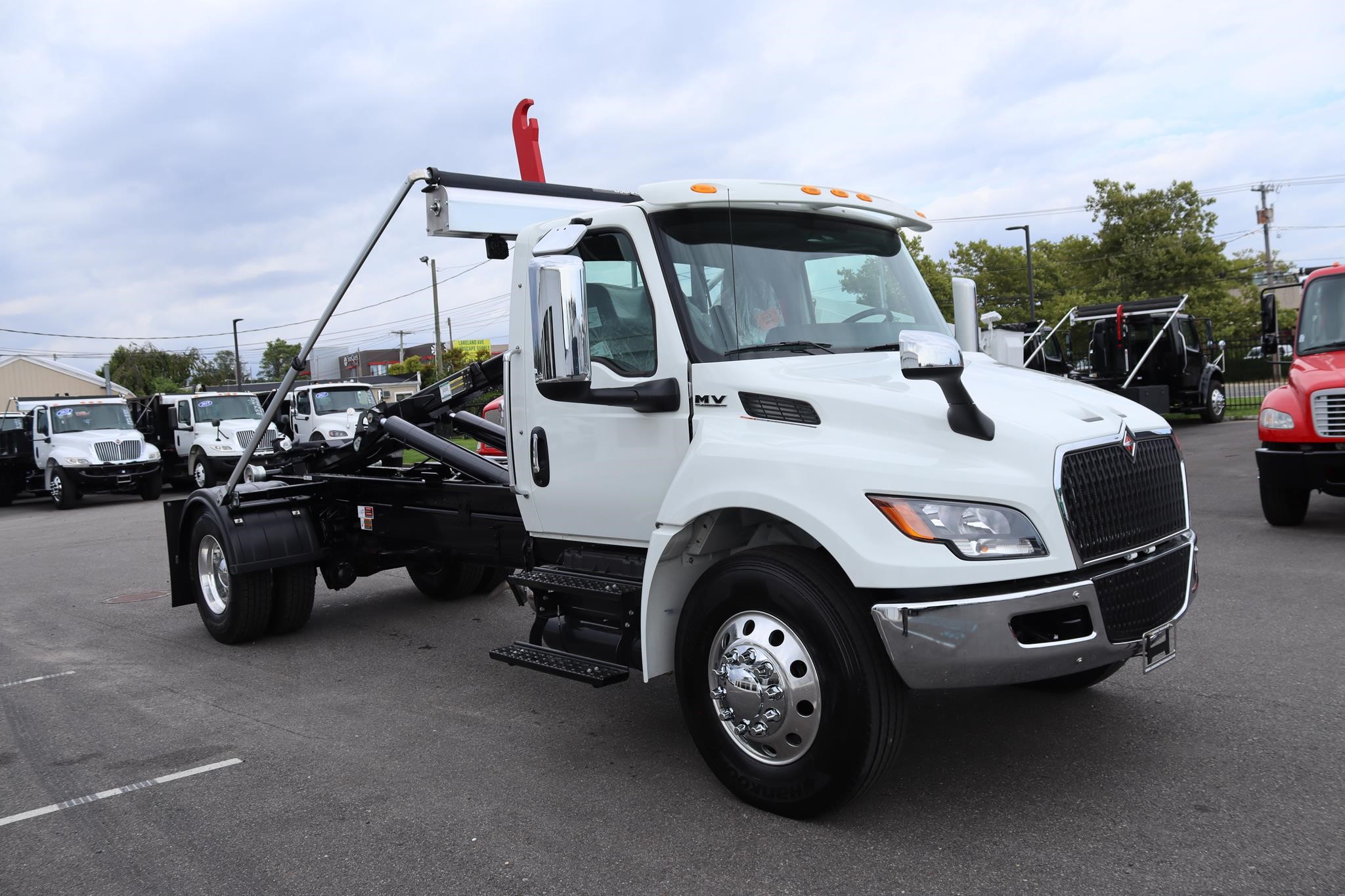 2027 INTERNATIONAL MV 2027 INTERNATIONAL MV - image 5 of 6