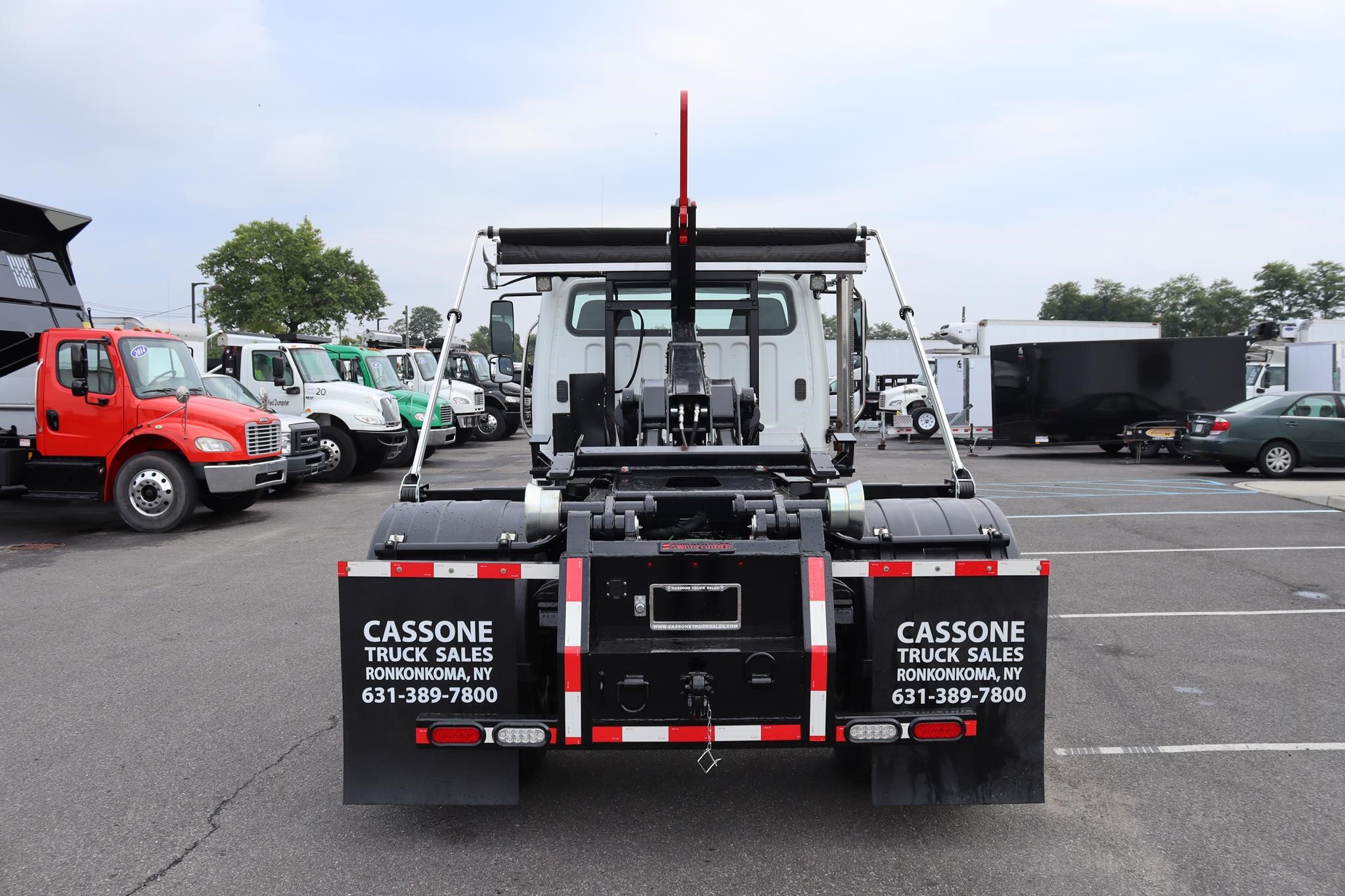 2016 FREIGHTLINER BUSINESS CLASS M2 106 2016 FREIGHTLINER BUSINESS CLASS M2 106 - image 3 of 6