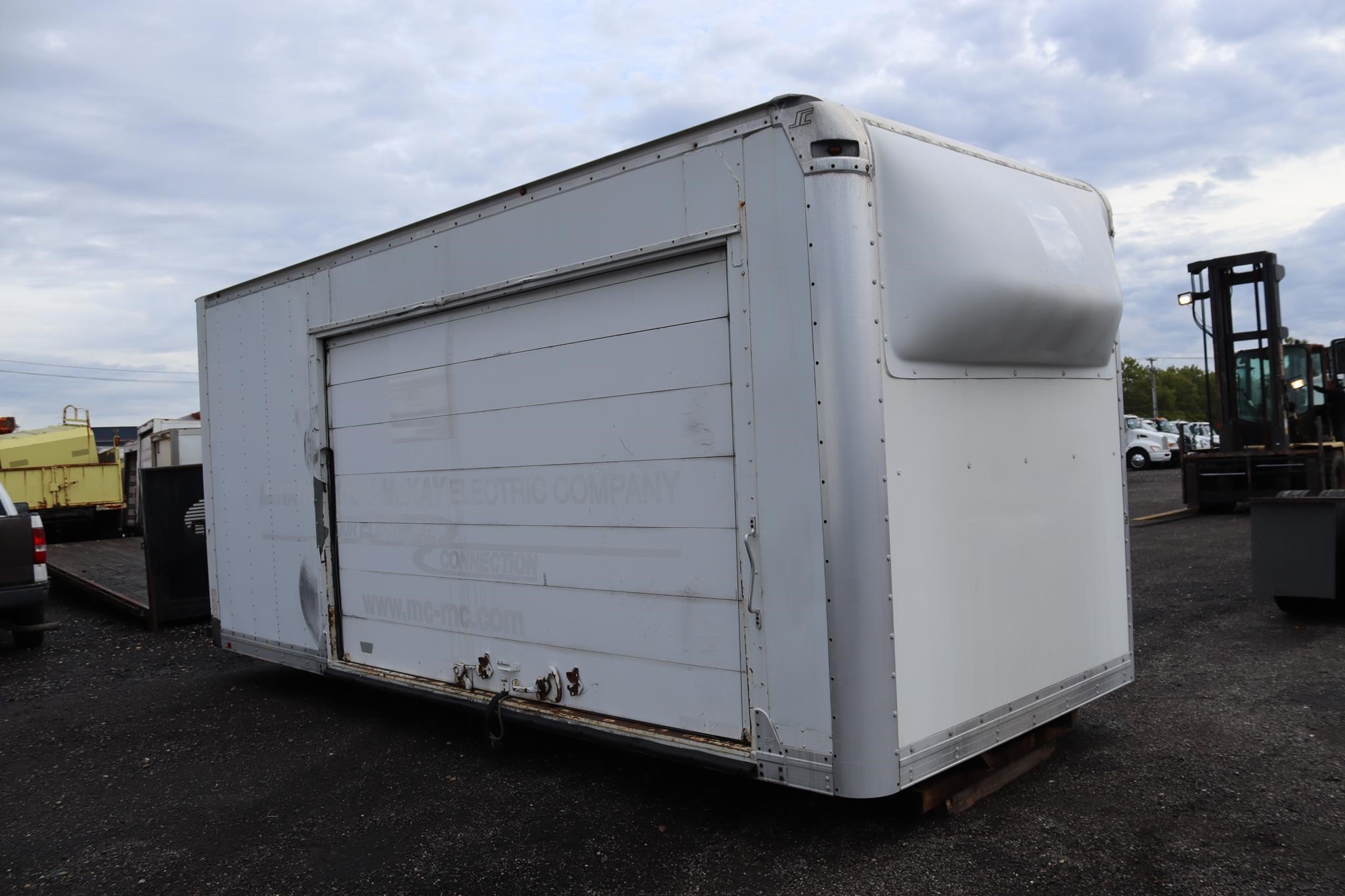 2016 SUPREME 20 FT 11043133725 2016 SUPREME 20 FT 11043133725