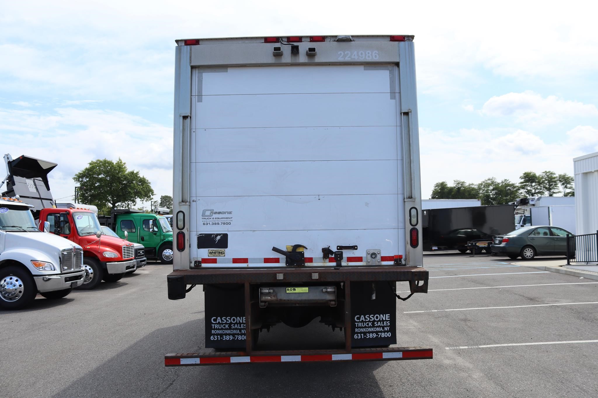 2019 FREIGHTLINER BUSINESS CLASS M2 106 2019 FREIGHTLINER BUSINESS CLASS M2 106 - image 3 of 6