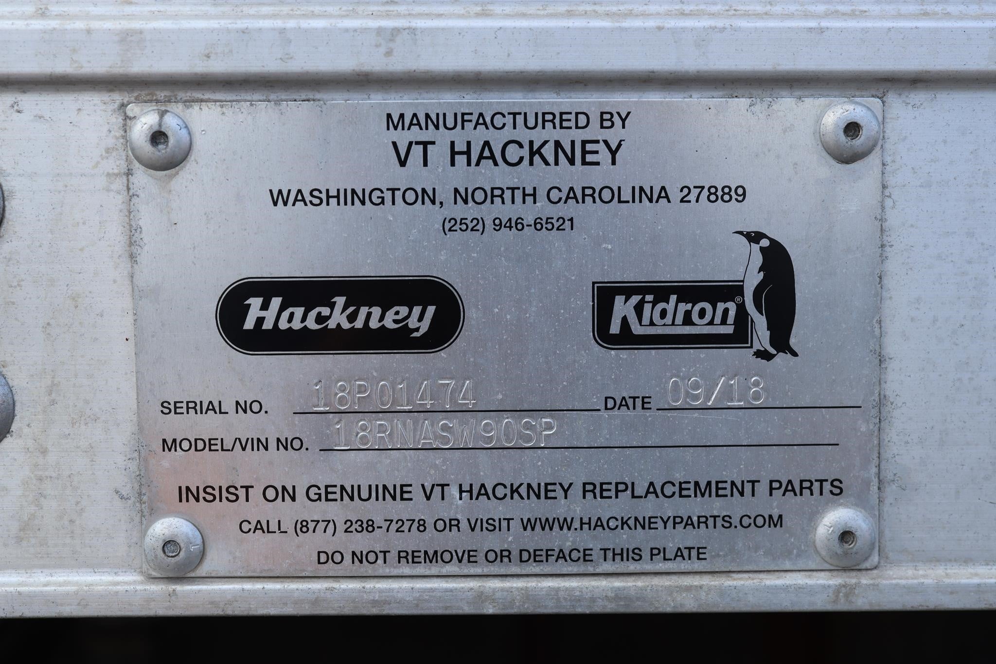 2019 HACKNEY 18 FT 11043327148 2019 HACKNEY 18 FT 11043327148