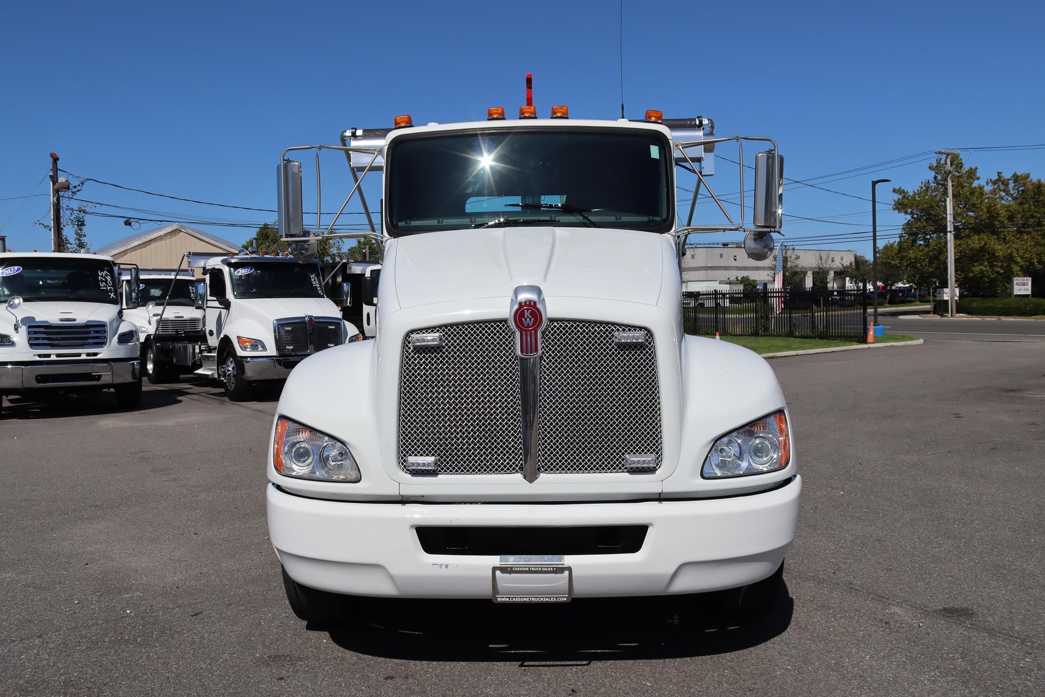 2019 KENWORTH T270 11044844706 2019 KENWORTH T270 11044844706