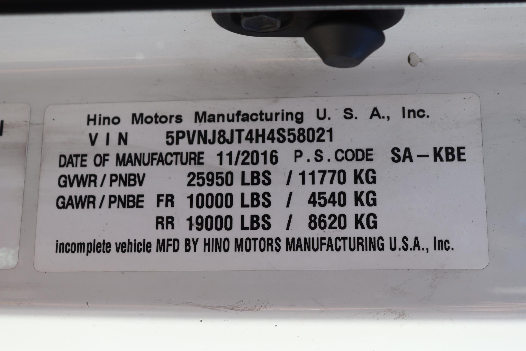 2017 HINO 268 11044991204 2017 HINO 268 11044991204