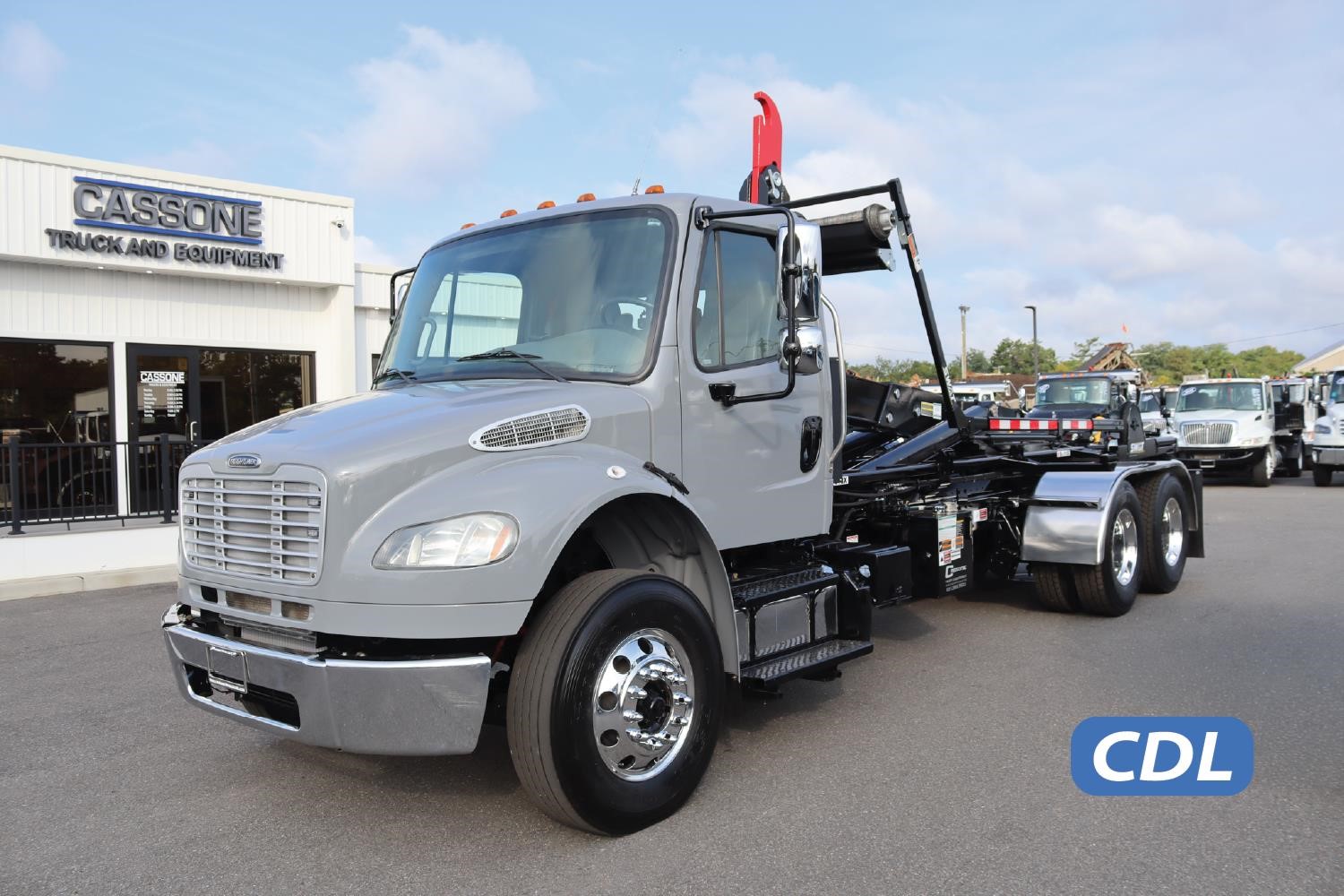 2019 FREIGHTLINER BUSINESS CLASS M2 106 2019 FREIGHTLINER BUSINESS CLASS M2 106 - image 1 of 6