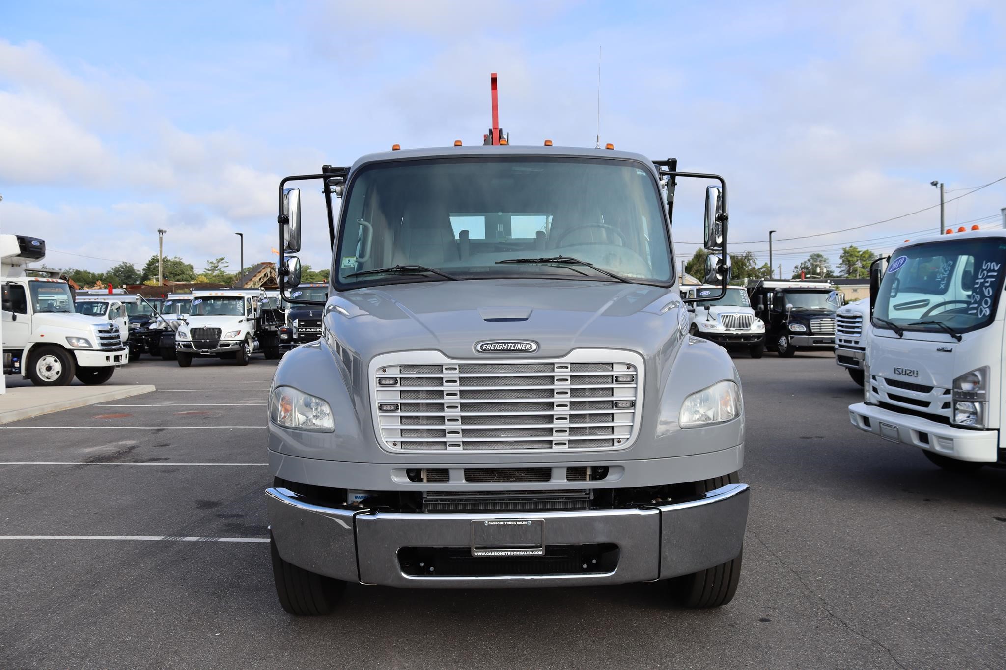 2019 FREIGHTLINER BUSINESS CLASS M2 106 2019 FREIGHTLINER BUSINESS CLASS M2 106 - image 6 of 6