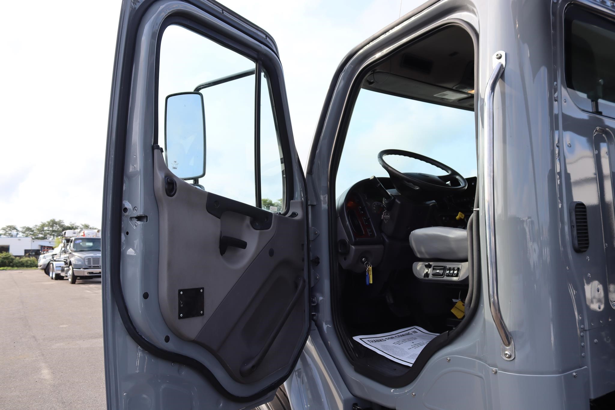 2019 FREIGHTLINER BUSINESS CLASS M2 106 11045369232 2019 FREIGHTLINER BUSINESS CLASS M2 106 11045369232