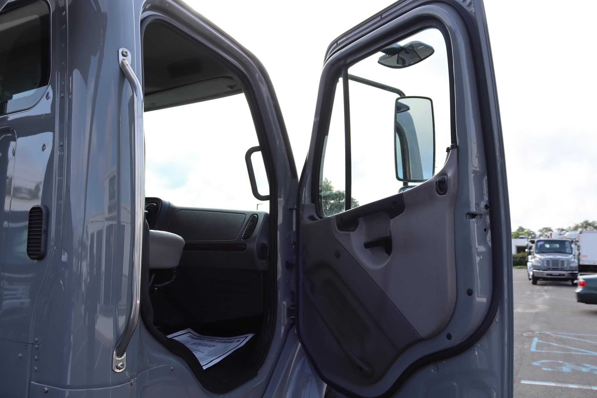2019 FREIGHTLINER BUSINESS CLASS M2 106 11045369330 2019 FREIGHTLINER BUSINESS CLASS M2 106 11045369330