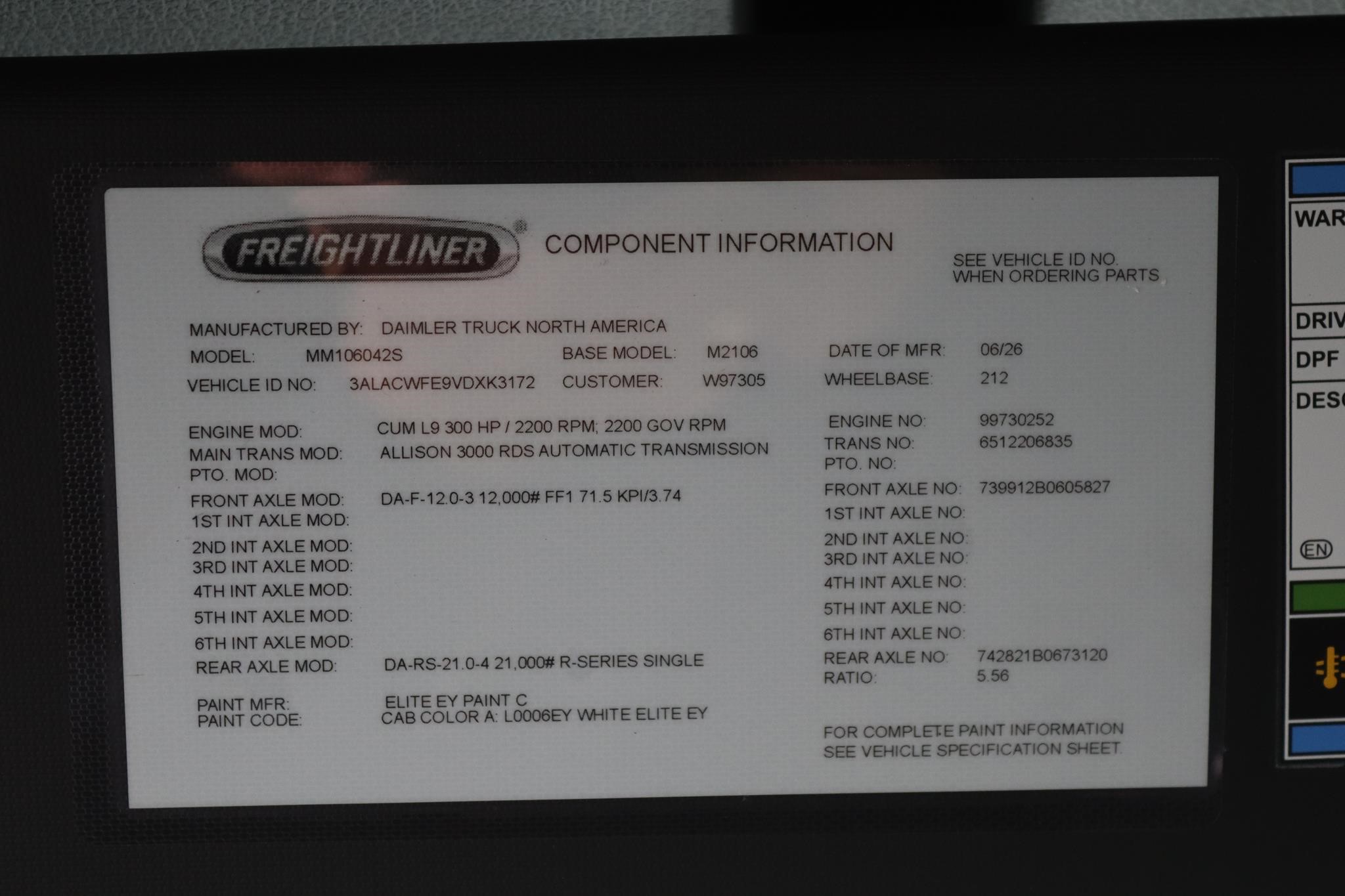 2027 FREIGHTLINER BUSINESS CLASS M2 106 PLUS 11045952421 2027 FREIGHTLINER BUSINESS CLASS M2 106 PLUS 11045952421