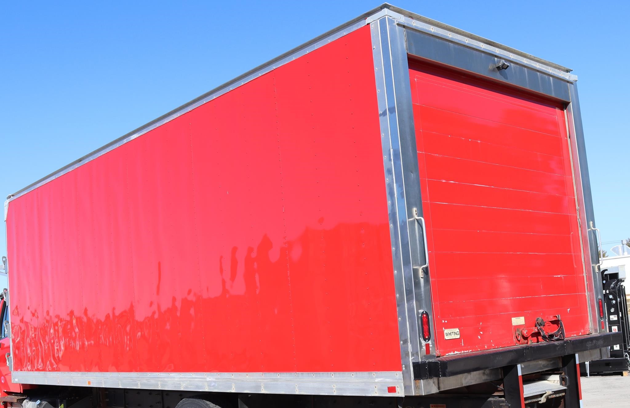 2019 SUPREME 24 FT 2019 SUPREME 24 FT - image 2 of 6
