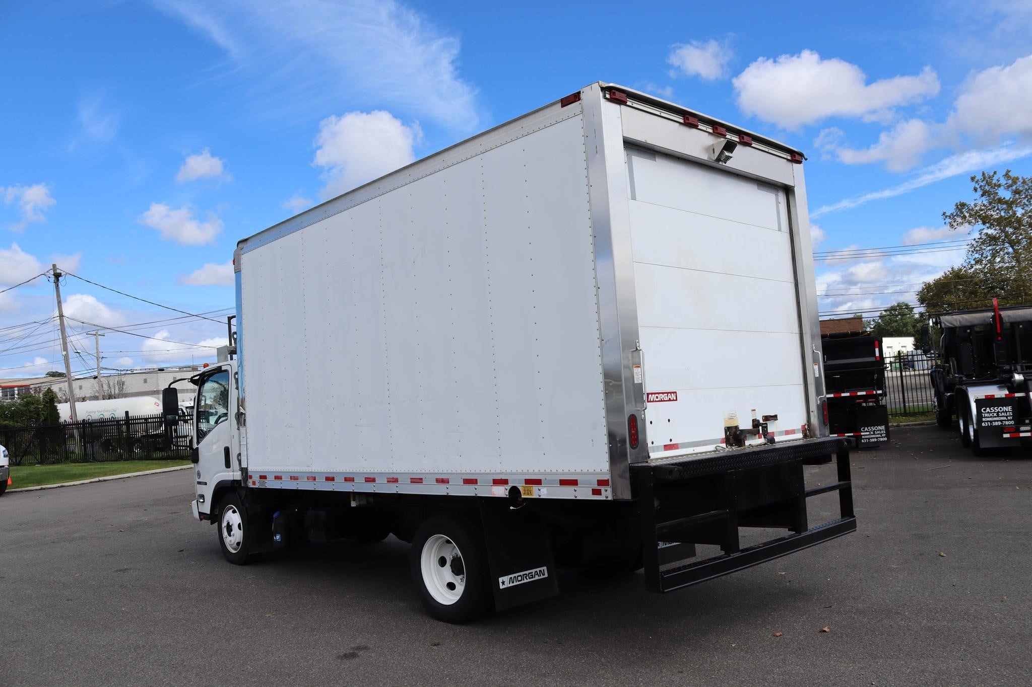 2019 ISUZU NQR 2019 ISUZU NQR - image 2 of 6