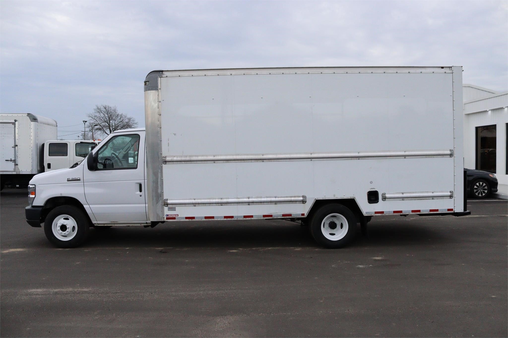 2018 FORD E350 SD 2018 FORD E350 SD - image 2 of 6
