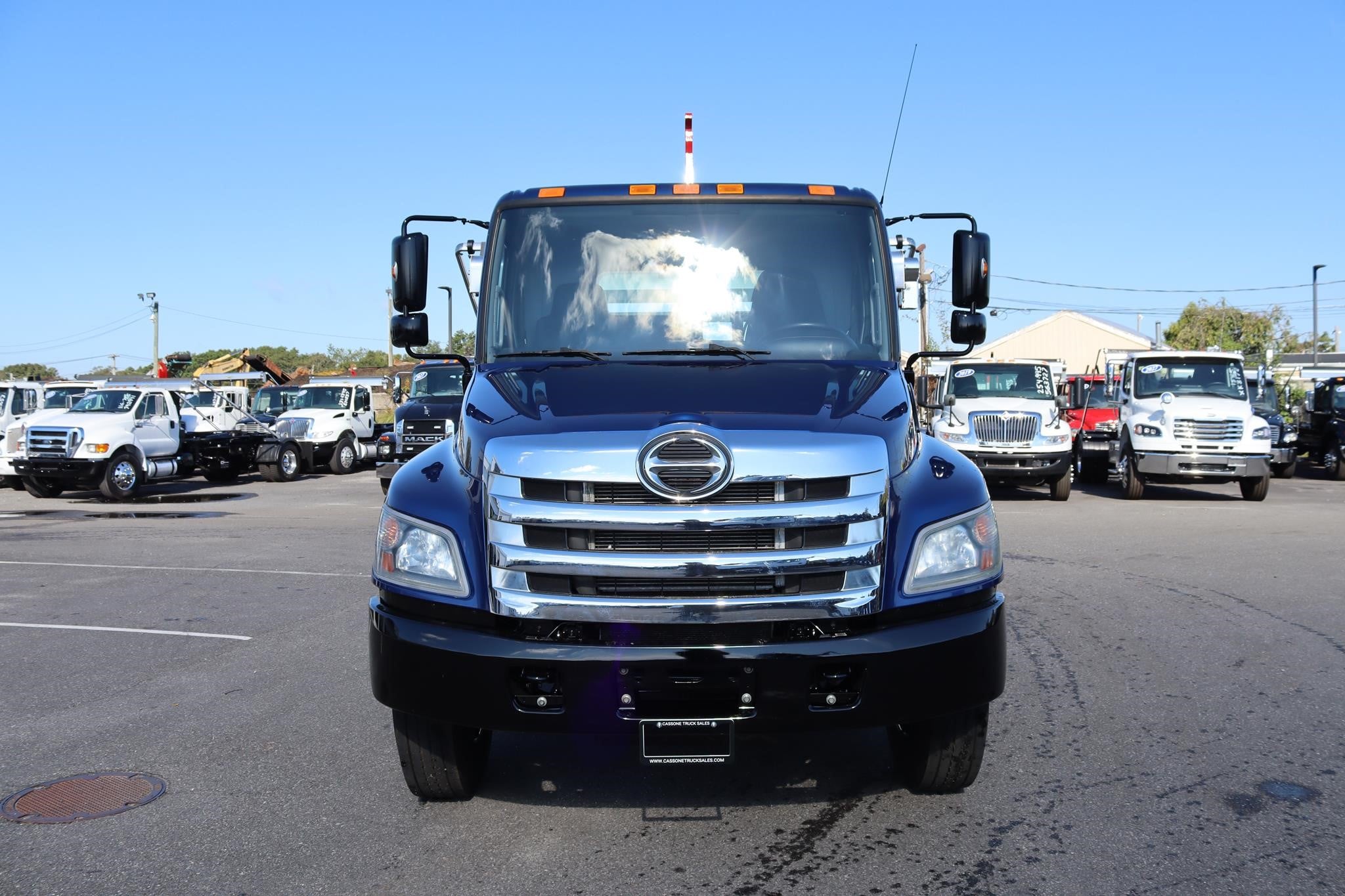 2020 HINO 268 2020 HINO 268 - image 6 of 6