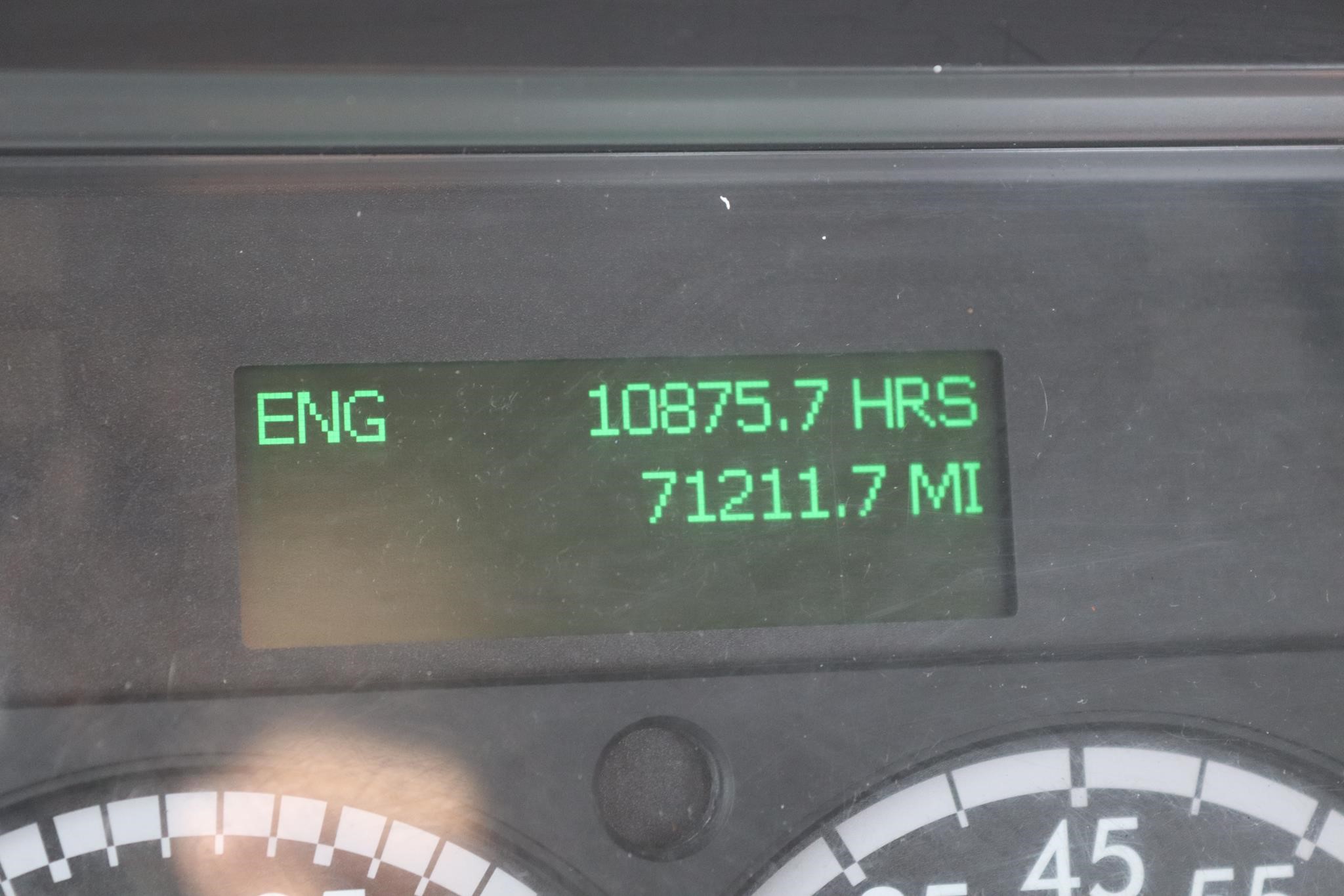 2016 FREIGHTLINER BUSINESS CLASS M2 106 11049840600 2016 FREIGHTLINER BUSINESS CLASS M2 106 11049840600