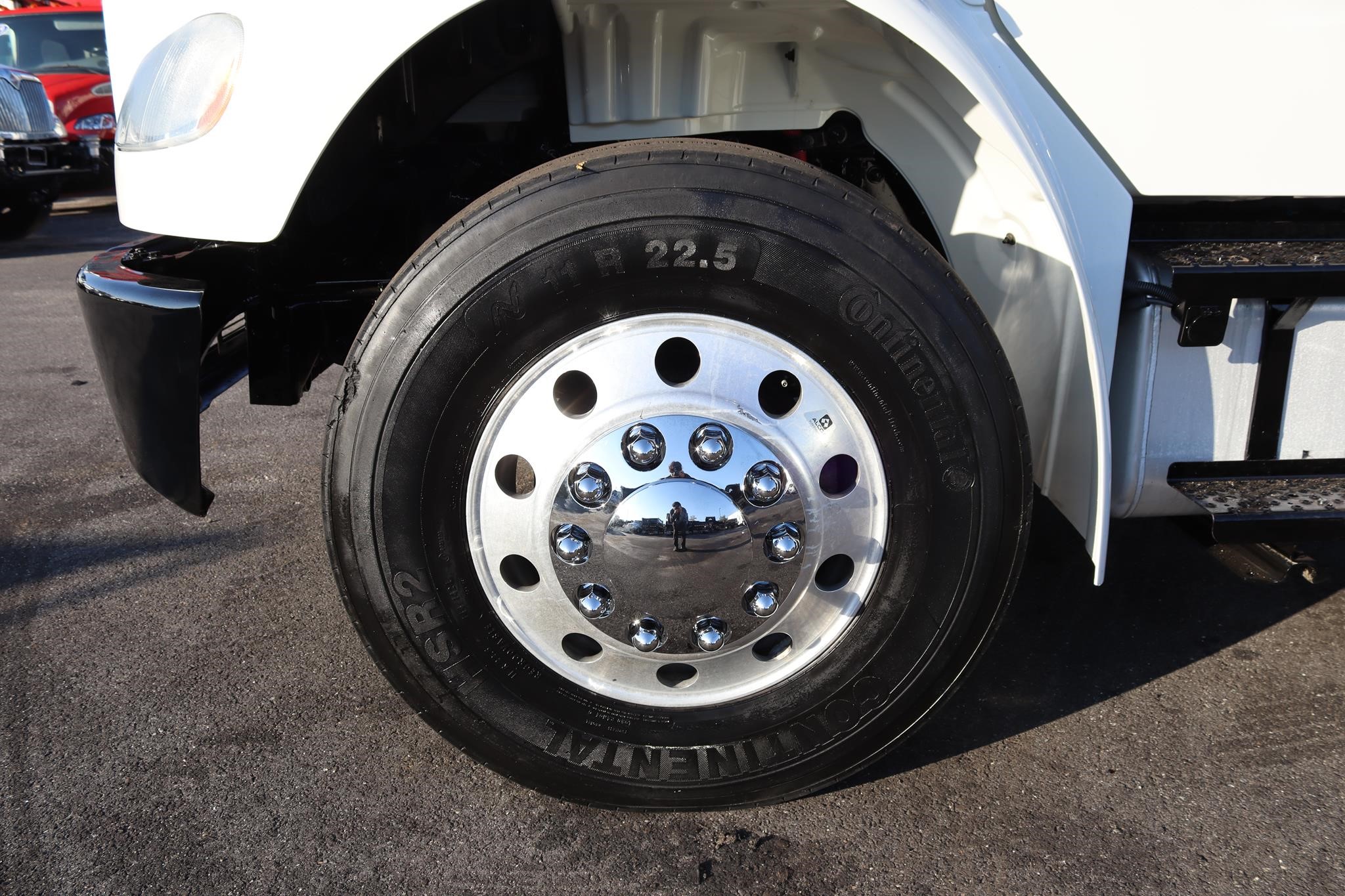 2018 FREIGHTLINER BUSINESS CLASS M2 106 11050019401 2018 FREIGHTLINER BUSINESS CLASS M2 106 11050019401