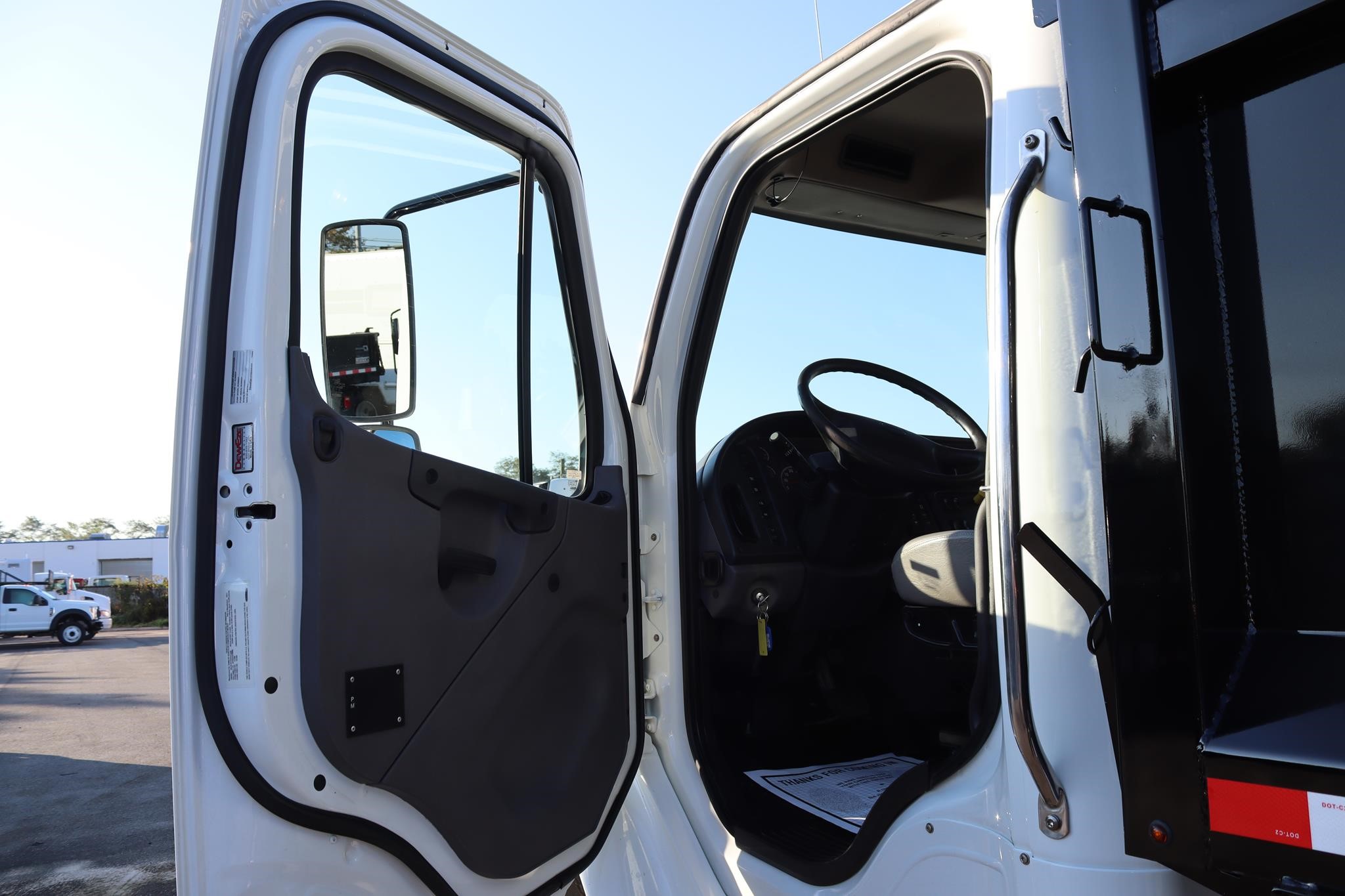 2018 FREIGHTLINER BUSINESS CLASS M2 106 11050019835 2018 FREIGHTLINER BUSINESS CLASS M2 106 11050019835
