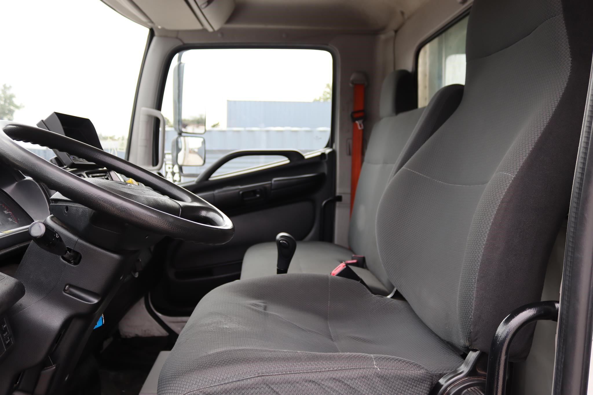 2019 HINO 268 11050528616 2019 HINO 268 11050528616