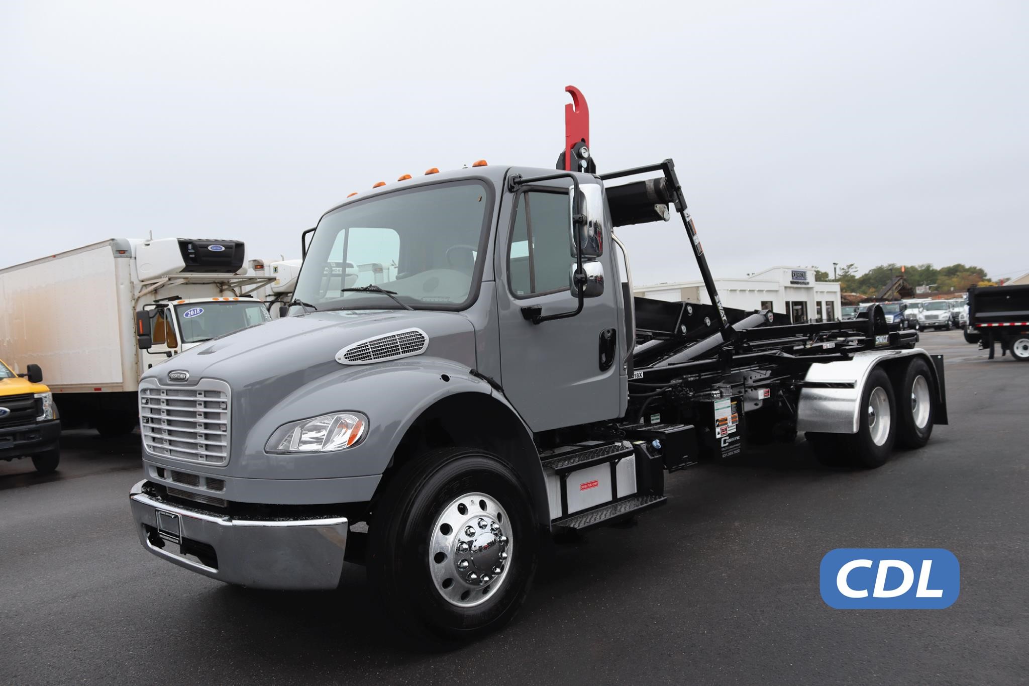 2019 FREIGHTLINER BUSINESS CLASS M2 106 2019 FREIGHTLINER BUSINESS CLASS M2 106 - image 1 of 6