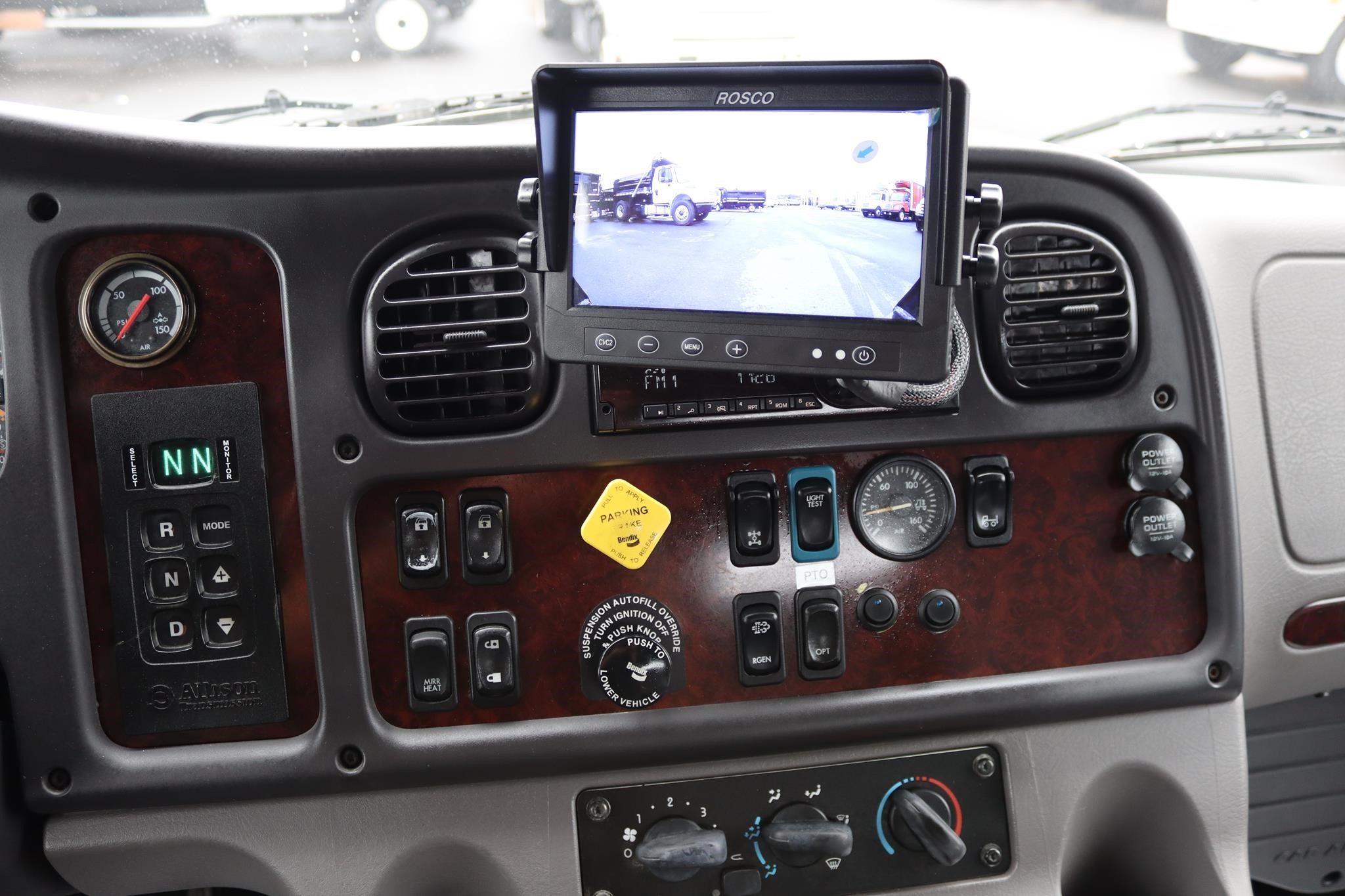2019 FREIGHTLINER BUSINESS CLASS M2 106 11051164748 2019 FREIGHTLINER BUSINESS CLASS M2 106 11051164748