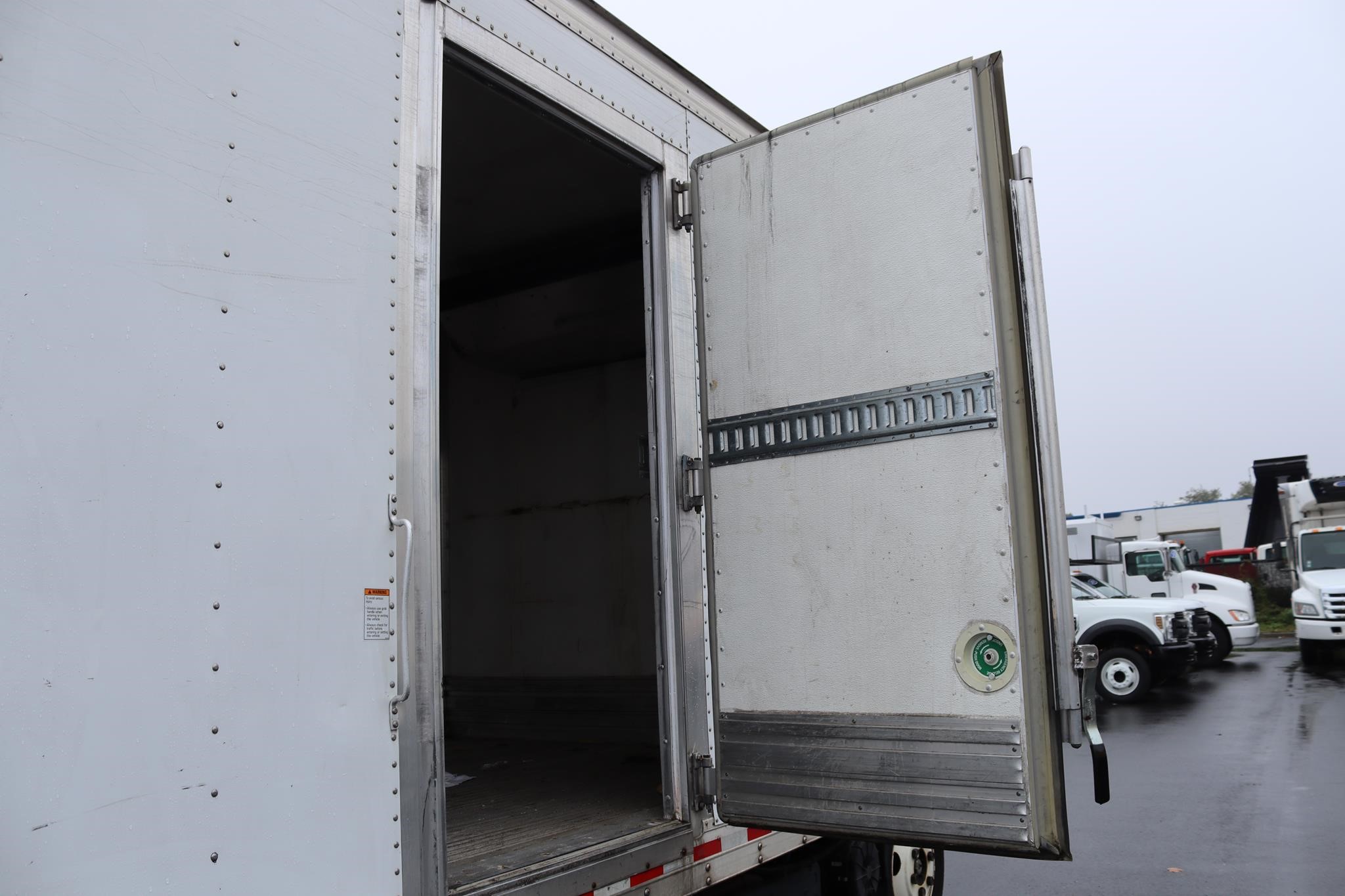 2020 ISUZU NRR 11051169204 2020 ISUZU NRR 11051169204