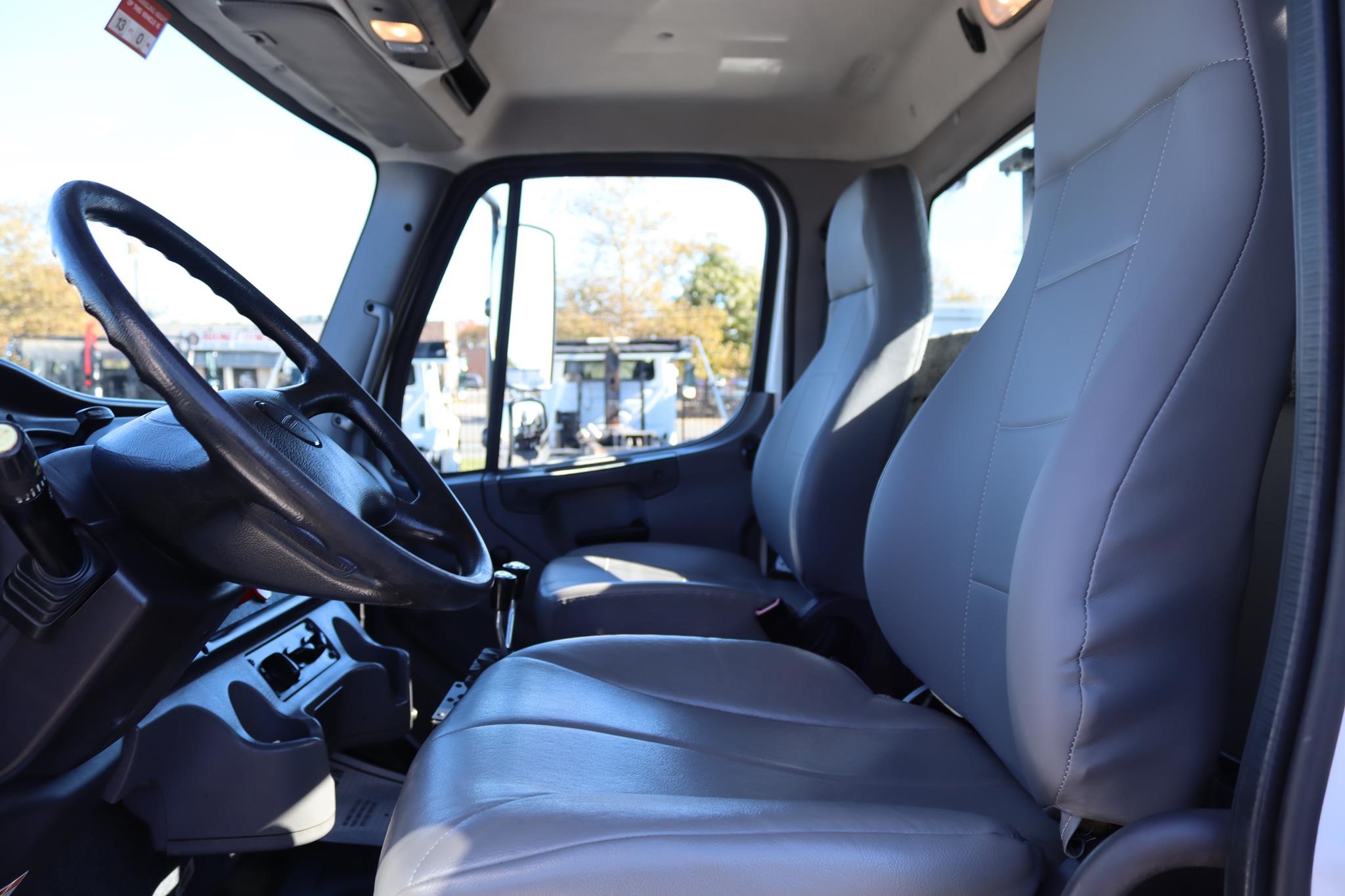 2018 FREIGHTLINER BUSINESS CLASS M2 106 11055279798 2018 FREIGHTLINER BUSINESS CLASS M2 106 11055279798