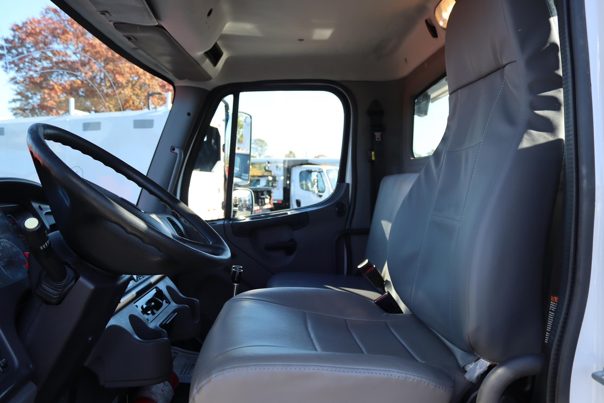 2019 FREIGHTLINER BUSINESS CLASS M2 106 11055681989 2019 FREIGHTLINER BUSINESS CLASS M2 106 11055681989