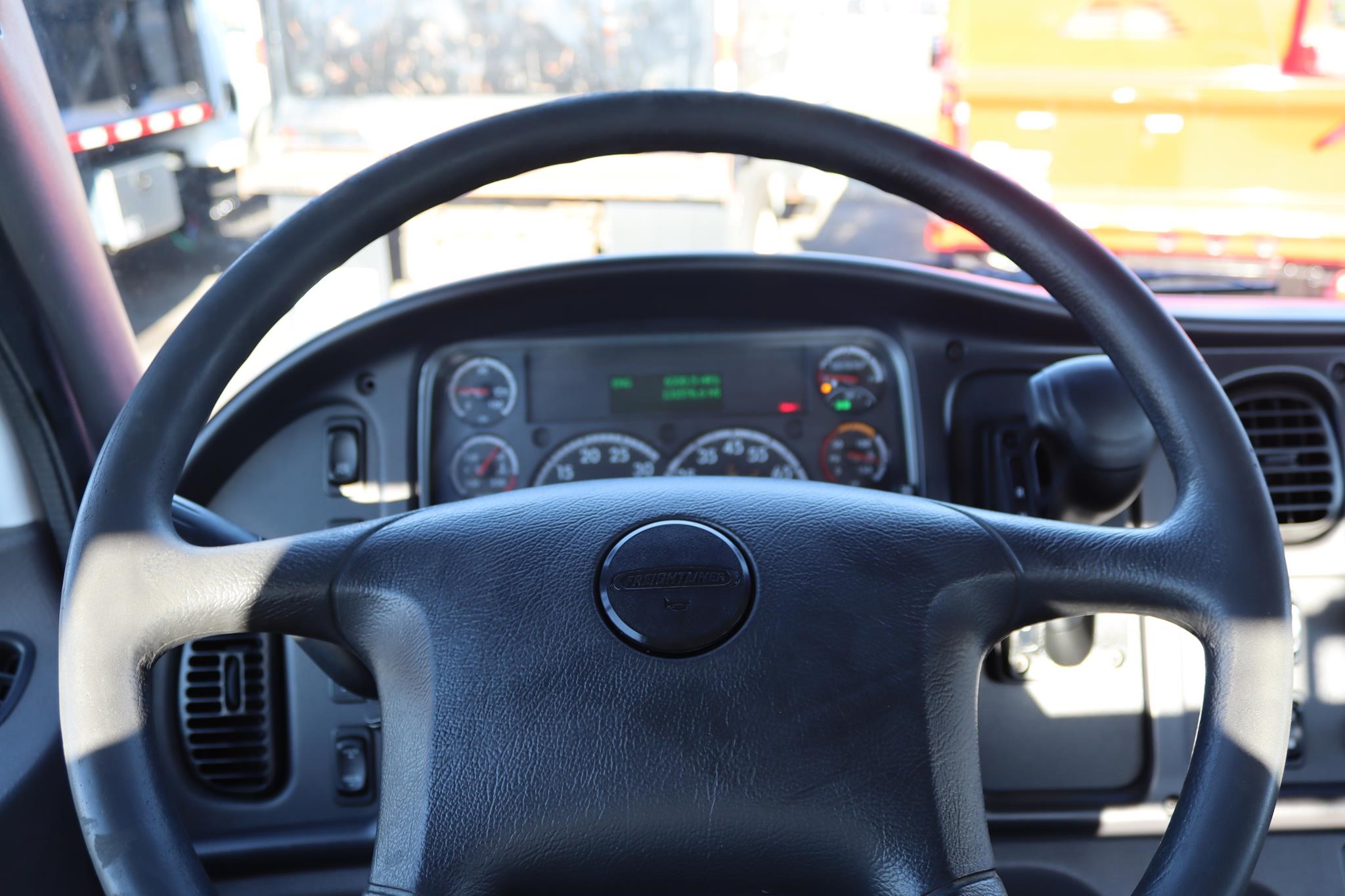 2019 FREIGHTLINER BUSINESS CLASS M2 106 11055682015 2019 FREIGHTLINER BUSINESS CLASS M2 106 11055682015